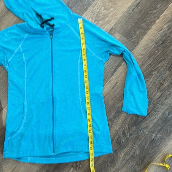 Patagonia Women’s lightweight Full Zip Jacket size medium blue/green color - Picture 15 of 15